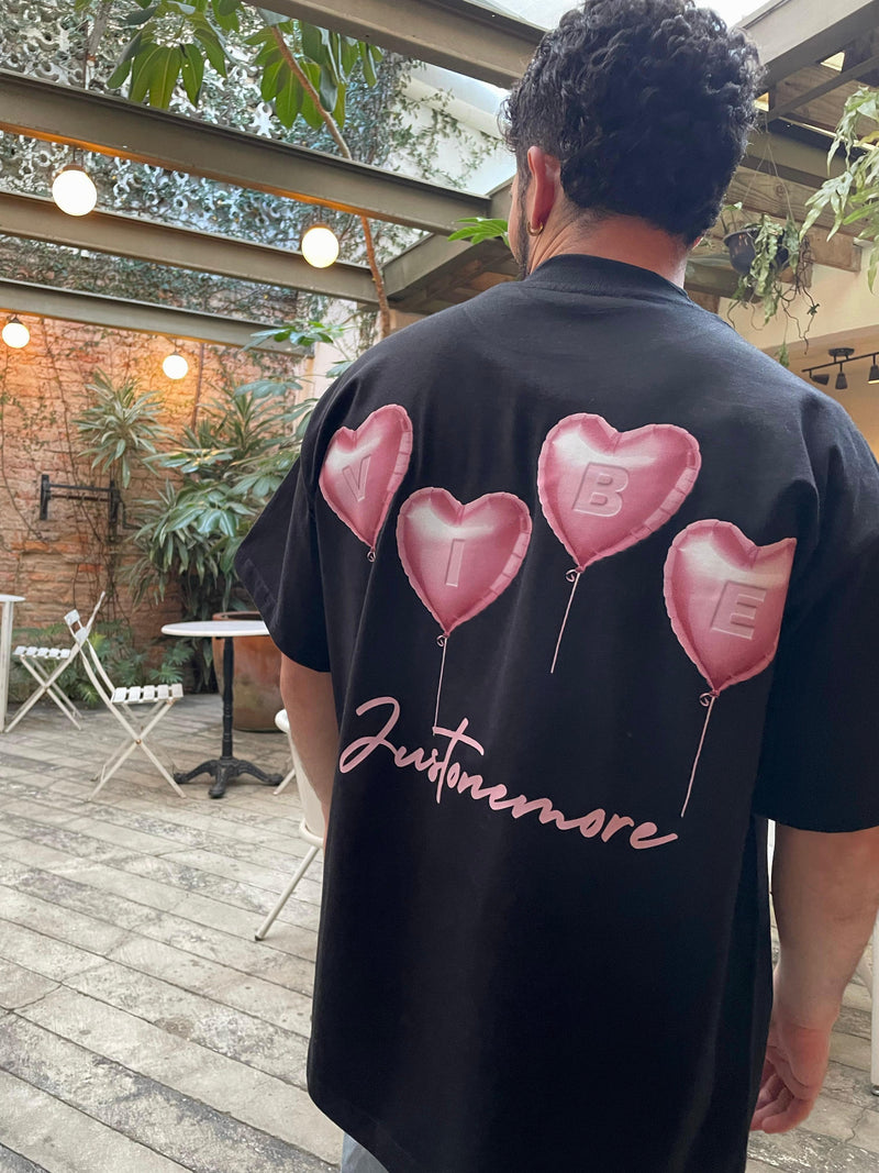 LOVE IN THE AIR