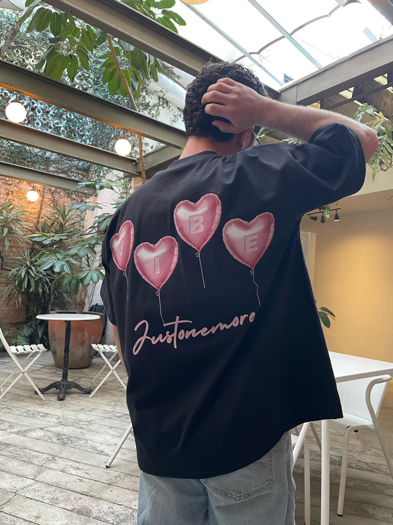 LOVE IN THE AIR